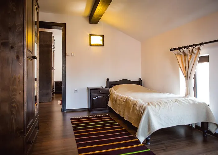 Guest house Topalovi 3*